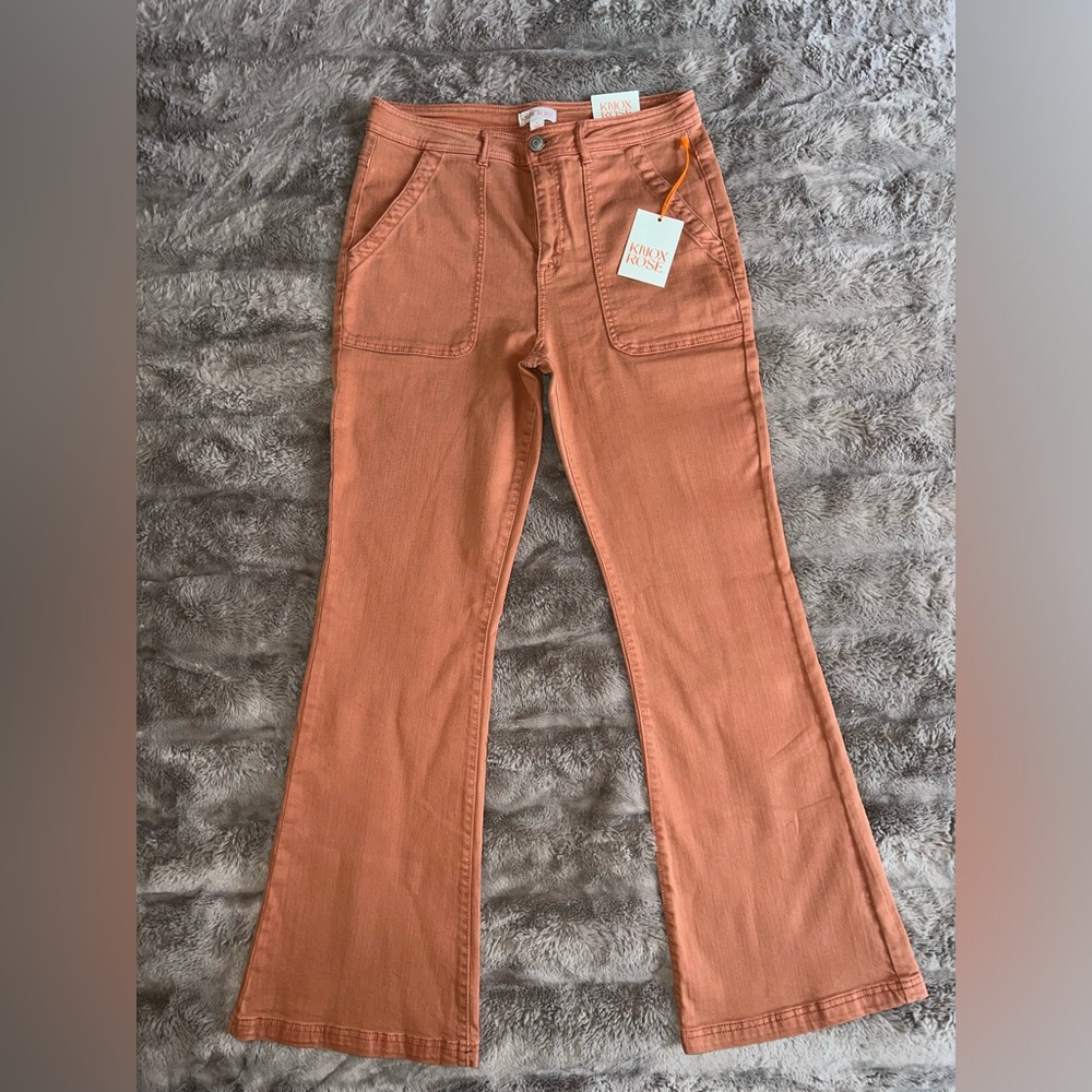 NWT HIGH RISE, FLARE PANT, STRETCH